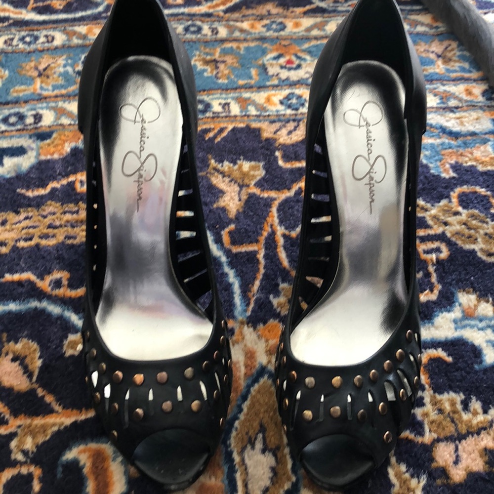 Black open toe chunky stilleto